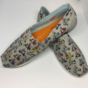 Bobs from Skechers slip on Dog Motif. 8.5